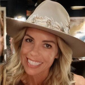 Meet your Posher, Jaclyn